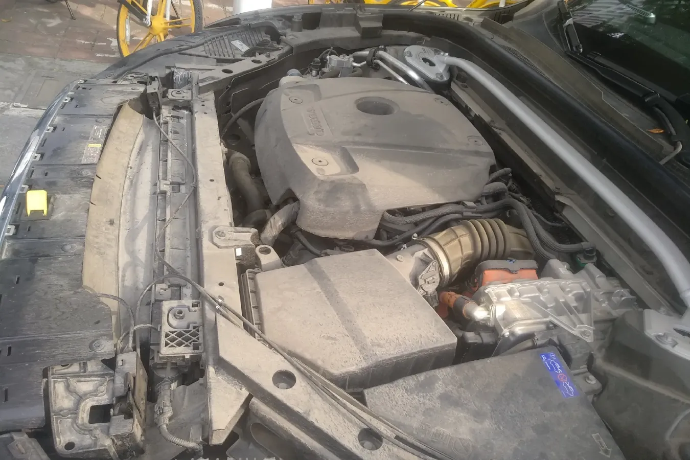 2021 Volvo XC60 2.0T 303HP L4 8AT PHEV 11.6KWH,autocango,china used car exporter,china ev exporter,chinese used car exporter,chinese used ev exporter