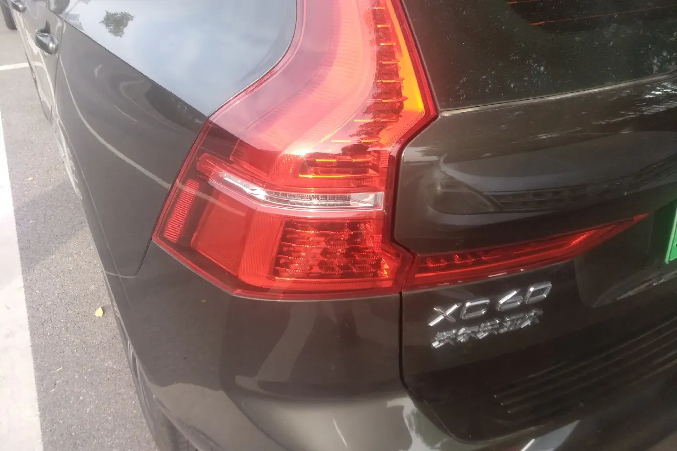 2021 Volvo XC60 2.0T 303HP L4 8AT PHEV 11.6KWH,autocango,china used car exporter,china ev exporter,chinese used car exporter,chinese used ev exporter