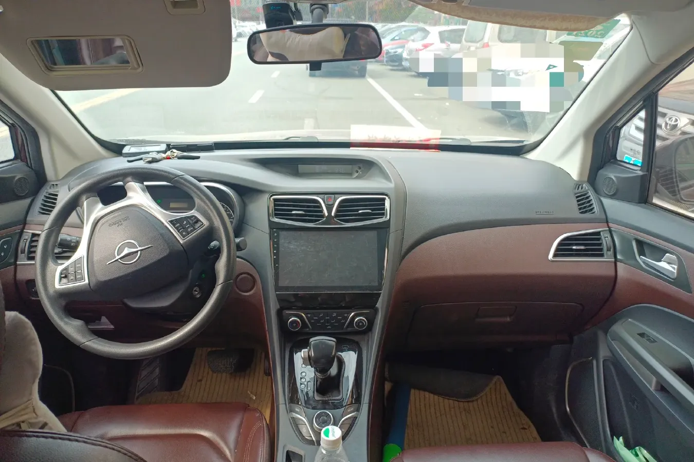 2017 HaiMa Family MPV 1.5T 156HP L4 6AT,autocango,china used car exporter,china ev exporter,chinese used car exporter,chinese used ev exporter