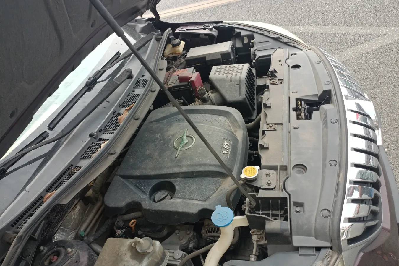 2017 HaiMa Family MPV 1.5T 156HP L4 6AT,autocango,china used car exporter,china ev exporter,chinese used car exporter,chinese used ev exporter