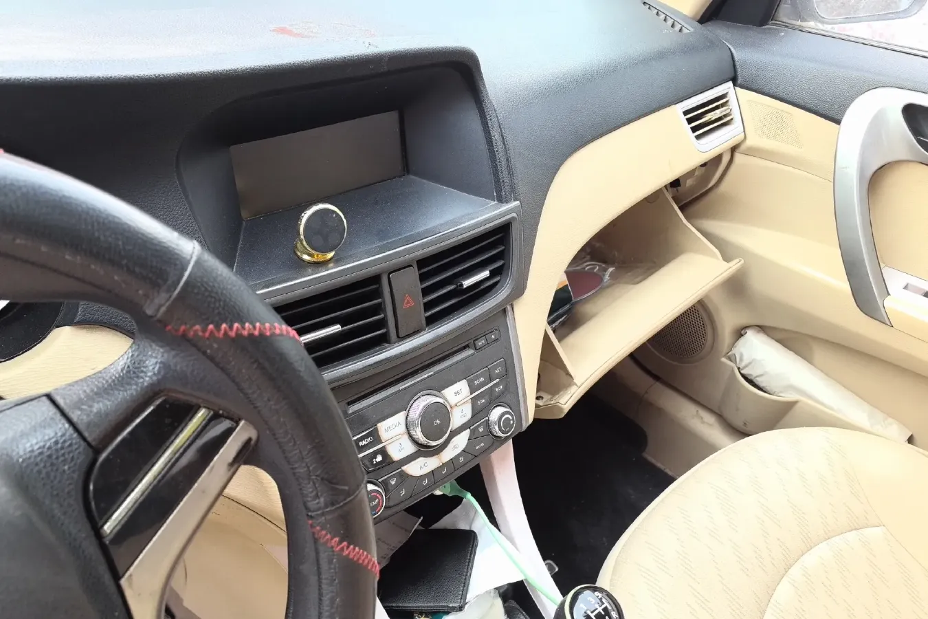 2012 Soueast V5 1.5L 120HP L4 5MT,autocango,china used car exporter,china ev exporter,chinese used car exporter,chinese used ev exporter