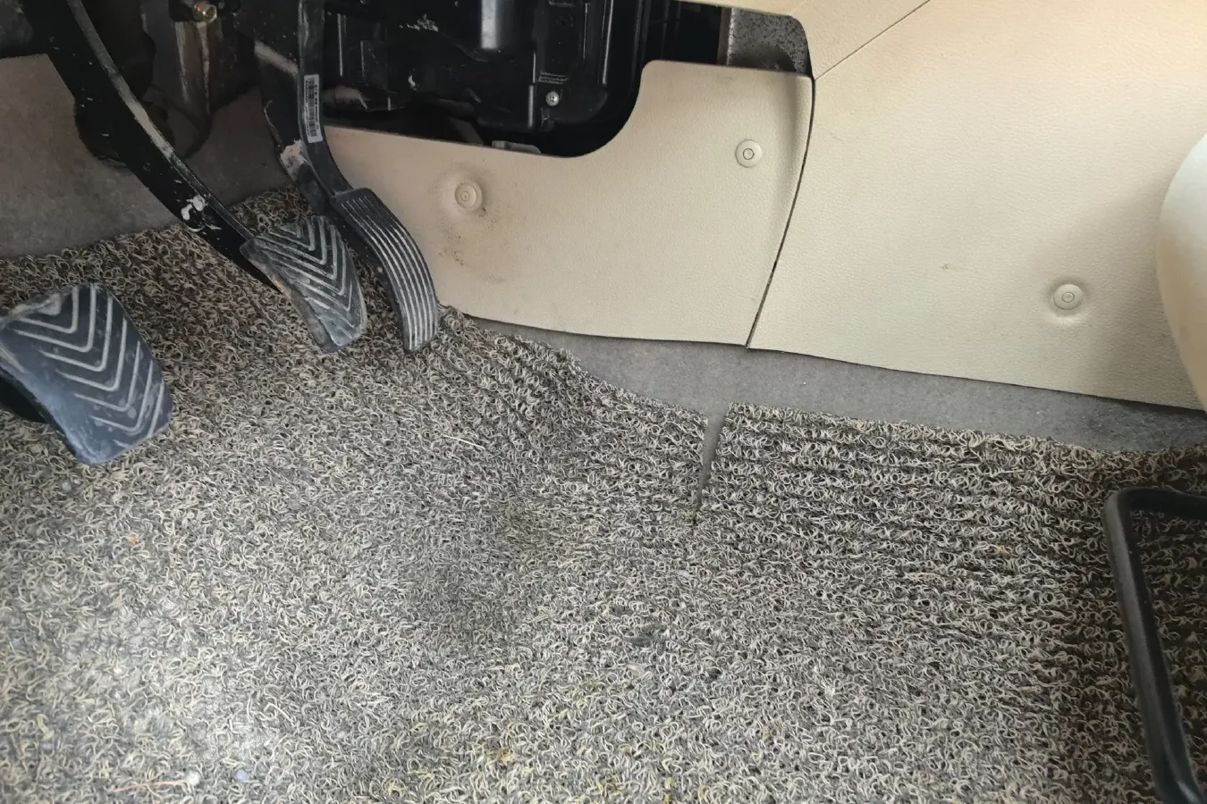 2012 Soueast V5 1.5L 120HP L4 5MT,autocango,china used car exporter,china ev exporter,chinese used car exporter,chinese used ev exporter