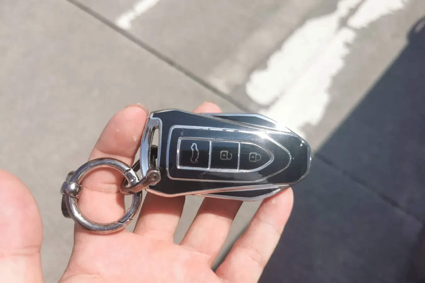 2017 Zotye SR9 2.0T 190HP L4 6DCT,autocango,china used car exporter,china ev exporter,chinese used car exporter,chinese used ev exporter