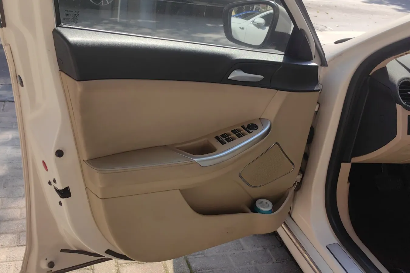 2014 Roewe e550 1.5L 109HP L4 2AT PHEV 11.8KWH,autocango,china used car exporter,china ev exporter,chinese used car exporter,chinese used ev exporter