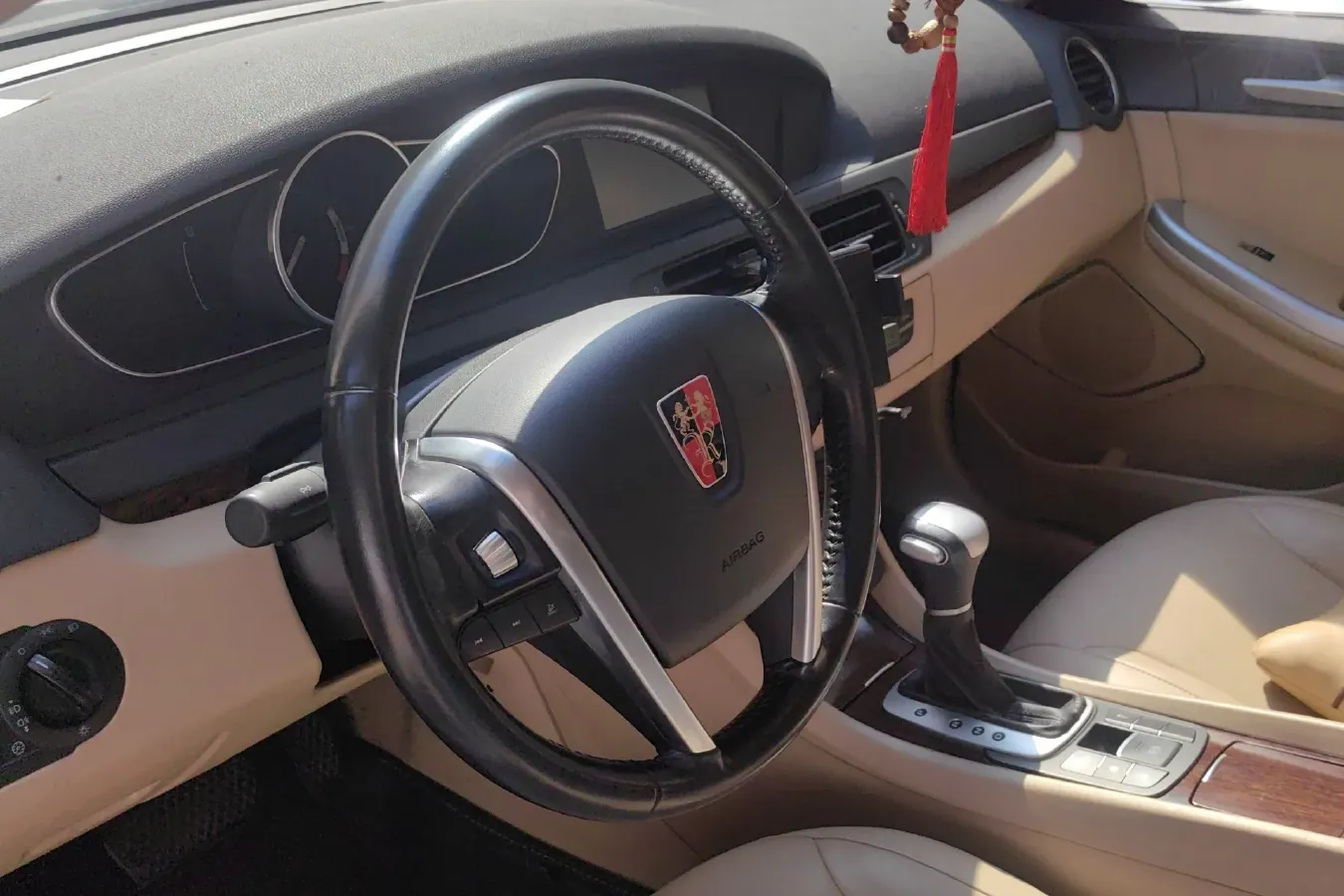 2014 Roewe e550 1.5L 109HP L4 2AT PHEV 11.8KWH,autocango,china used car exporter,china ev exporter,chinese used car exporter,chinese used ev exporter