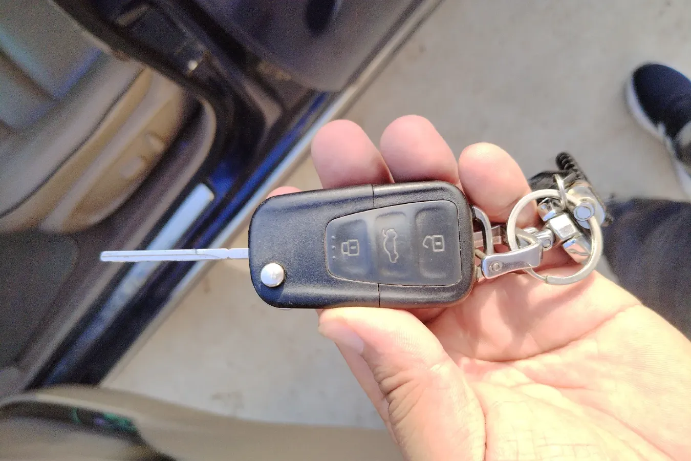 2009 Roewe 750 1.8T 160HP L4 5AT,autocango,china used car exporter,china ev exporter,chinese used car exporter,chinese used ev exporter