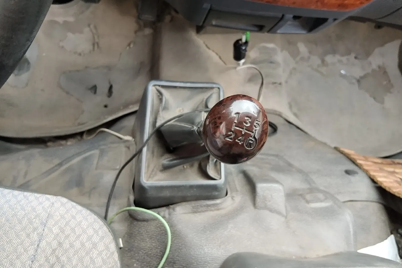 2018 KingLong JinWei 2.0L 102HP L4 5MT,autocango,china used car exporter,china ev exporter,chinese used car exporter,chinese used ev exporter