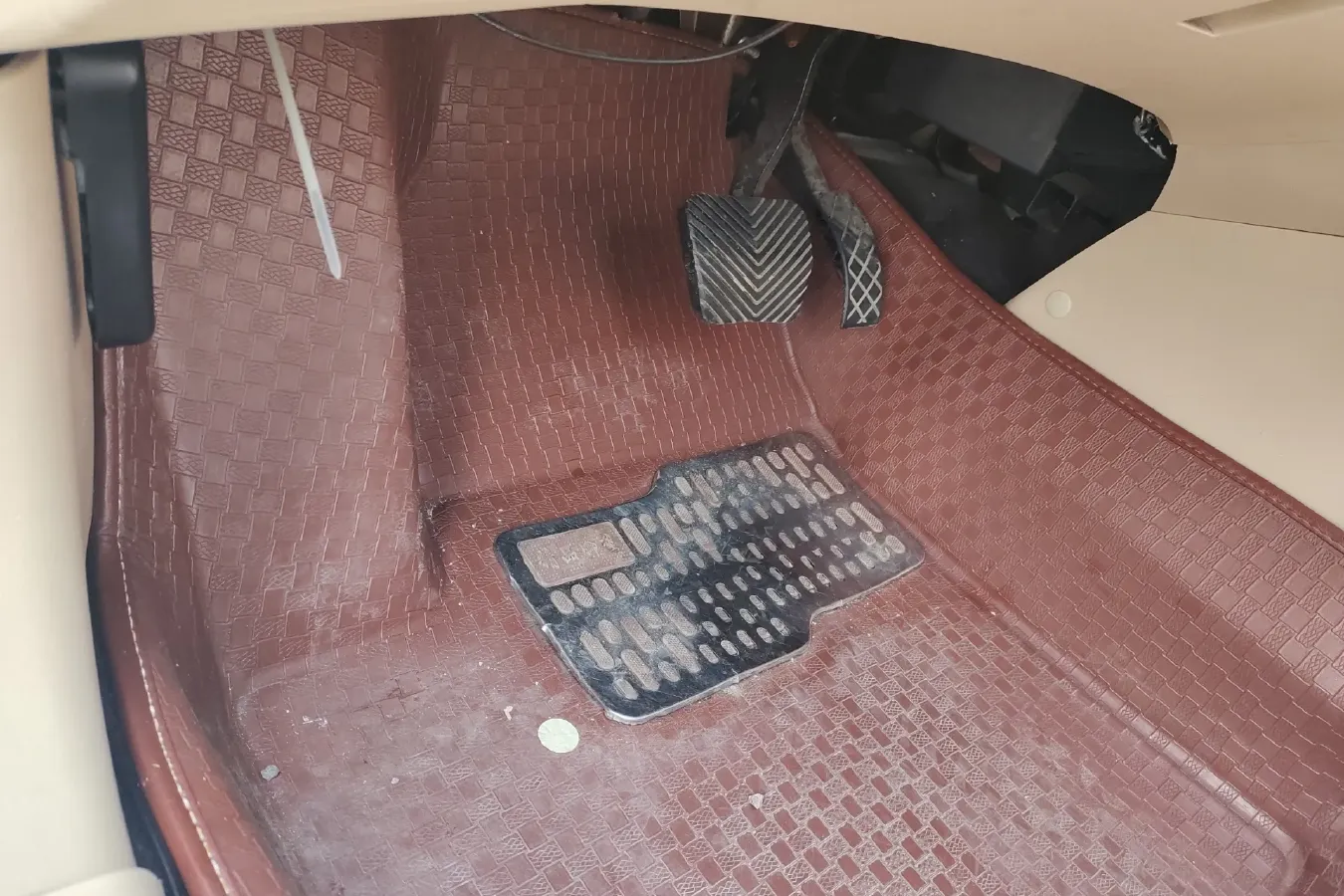 2013 Brilliance Auto H330 1.5L 105HP L4 4AT,autocango,china used car exporter,china ev exporter,chinese used car exporter,chinese used ev exporter