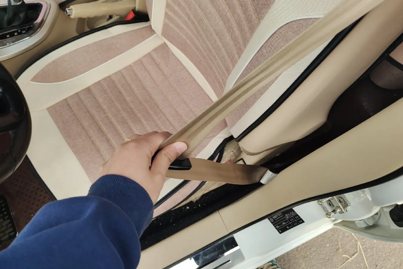 2013 Brilliance Auto H330 1.5L 105HP L4 4AT,autocango,china used car exporter,china ev exporter,chinese used car exporter,chinese used ev exporter