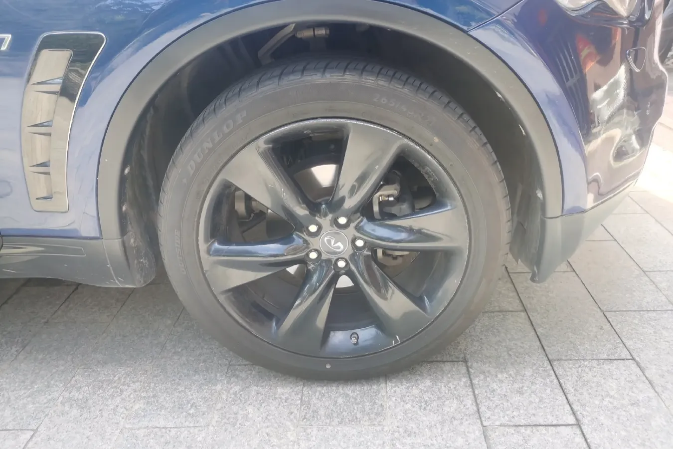 2013 Infiniti QX70 3.7L 351HP V6 7AT,autocango,china used car exporter,china ev exporter,chinese used car exporter,chinese used ev exporter