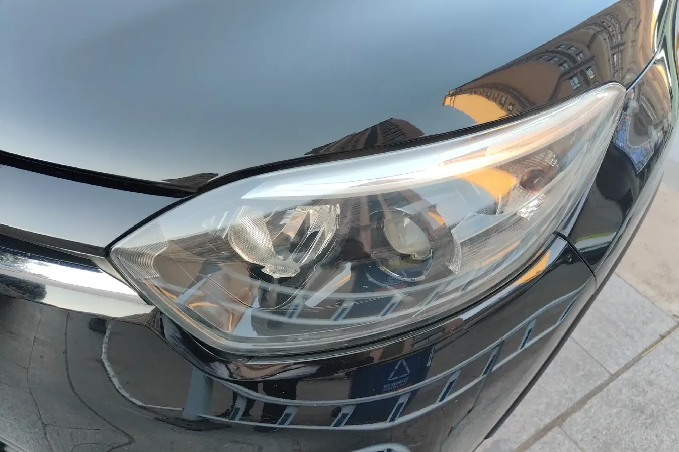 2015 Renault  Captur 1.2T 116HP L4 6DCT,autocango,china used car exporter,china ev exporter,chinese used car exporter,chinese used ev exporter