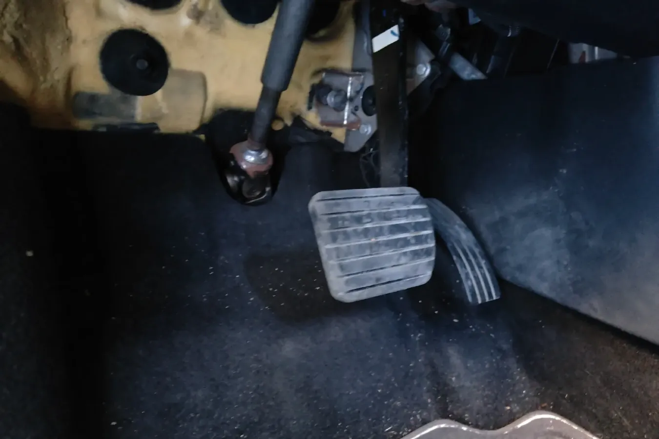 2015 Renault  Captur 1.2T 116HP L4 6DCT,autocango,china used car exporter,china ev exporter,chinese used car exporter,chinese used ev exporter