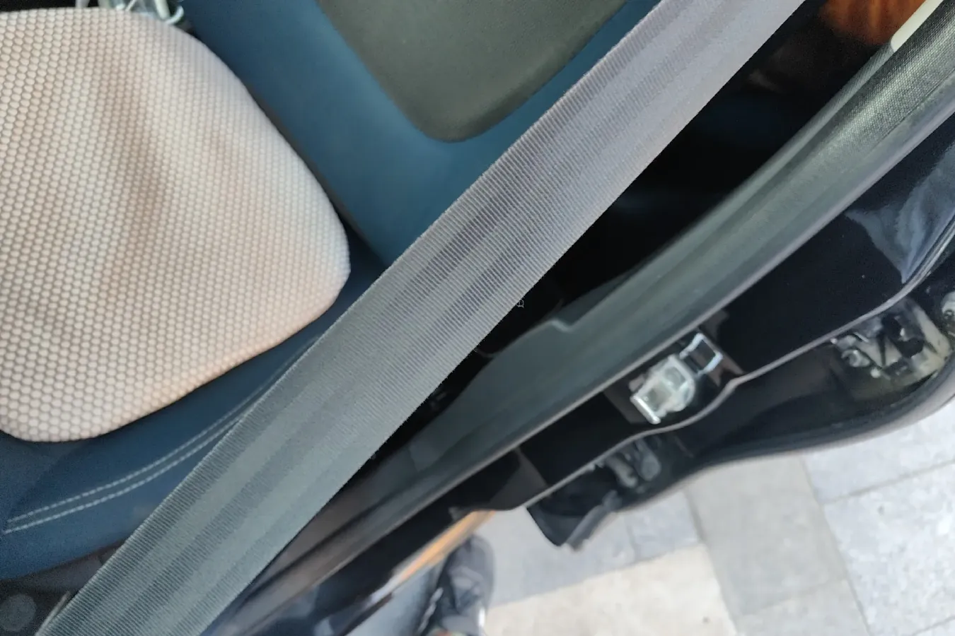 2015 Renault  Captur 1.2T 116HP L4 6DCT,autocango,china used car exporter,china ev exporter,chinese used car exporter,chinese used ev exporter