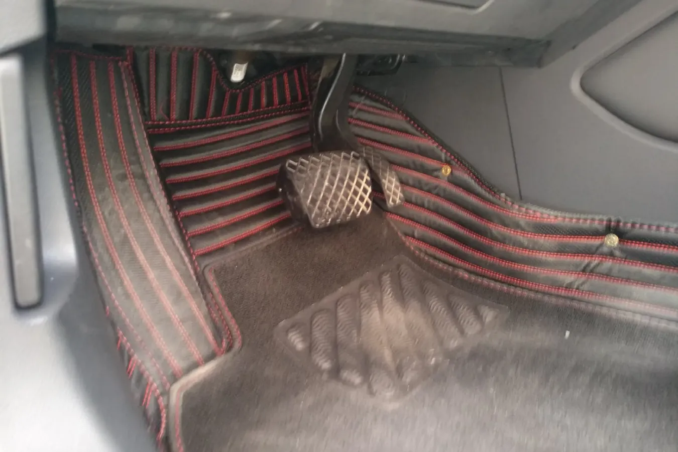 2018 Volkswagen Phideon 2.0T 224HP L4 7DCT,autocango,china used car exporter,china ev exporter,chinese used car exporter,chinese used ev exporter