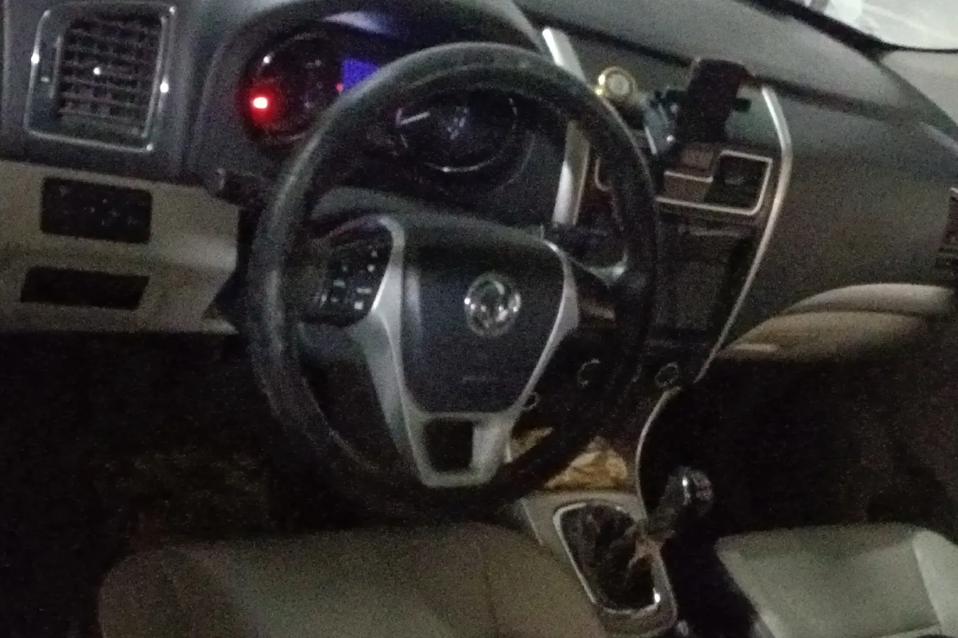 2016 DongFeng Forthing S500 1.6L 122HP L4 5MT,autocango,china used car exporter,china ev exporter,chinese used car exporter,chinese used ev exporter