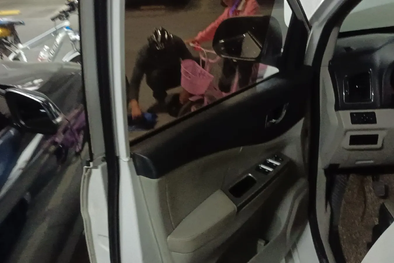 2016 DongFeng Forthing S500 1.6L 122HP L4 5MT,autocango,china used car exporter,china ev exporter,chinese used car exporter,chinese used ev exporter