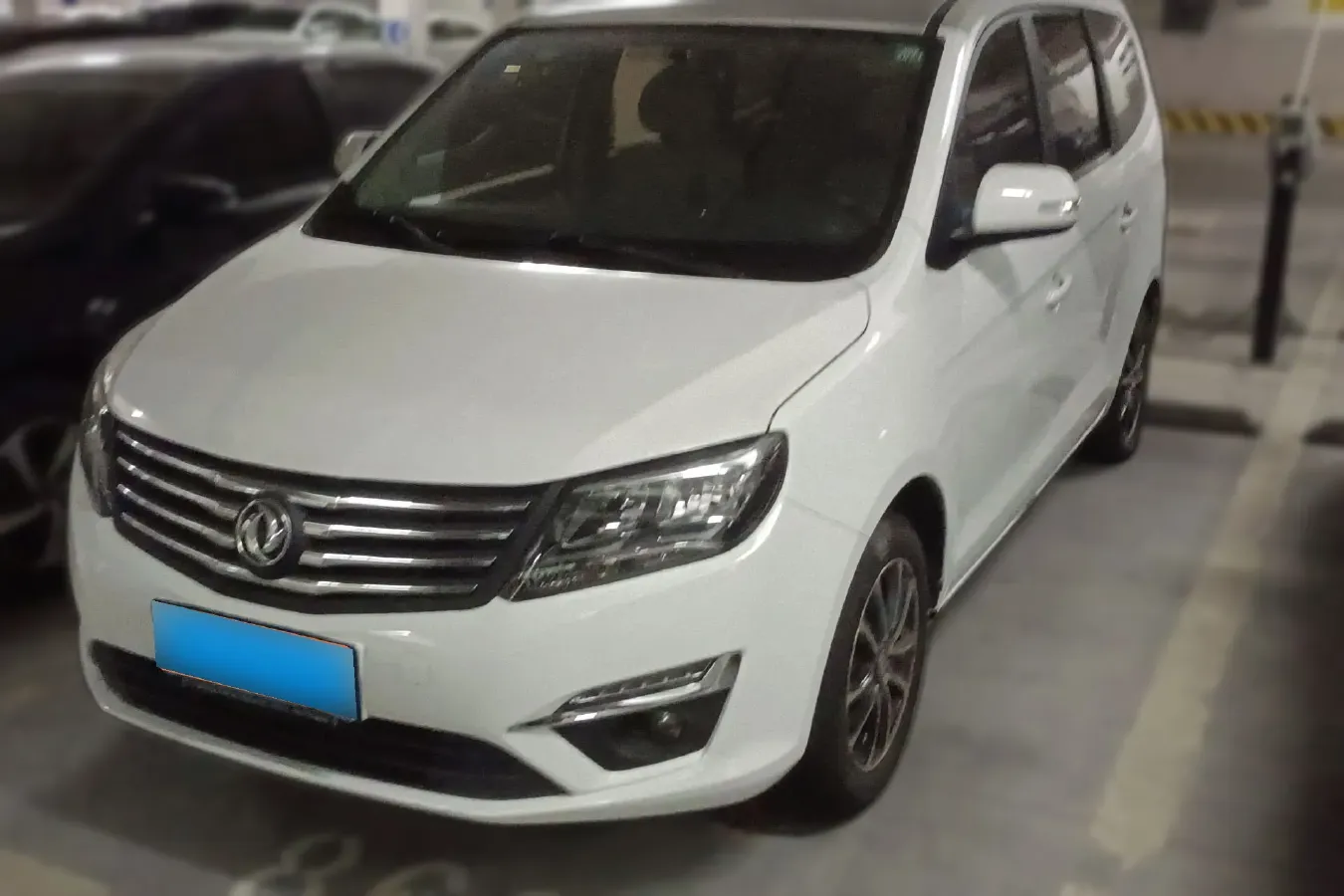 2016 DongFeng Forthing S500 1.6L 122HP L4 5MT,autocango,china used car exporter,china ev exporter,chinese used car exporter,chinese used ev exporter