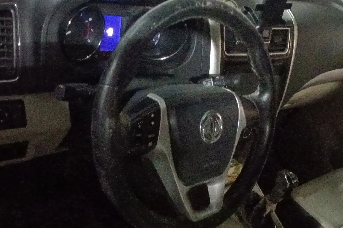 2016 DongFeng Forthing S500 1.6L 122HP L4 5MT,autocango,china used car exporter,china ev exporter,chinese used car exporter,chinese used ev exporter