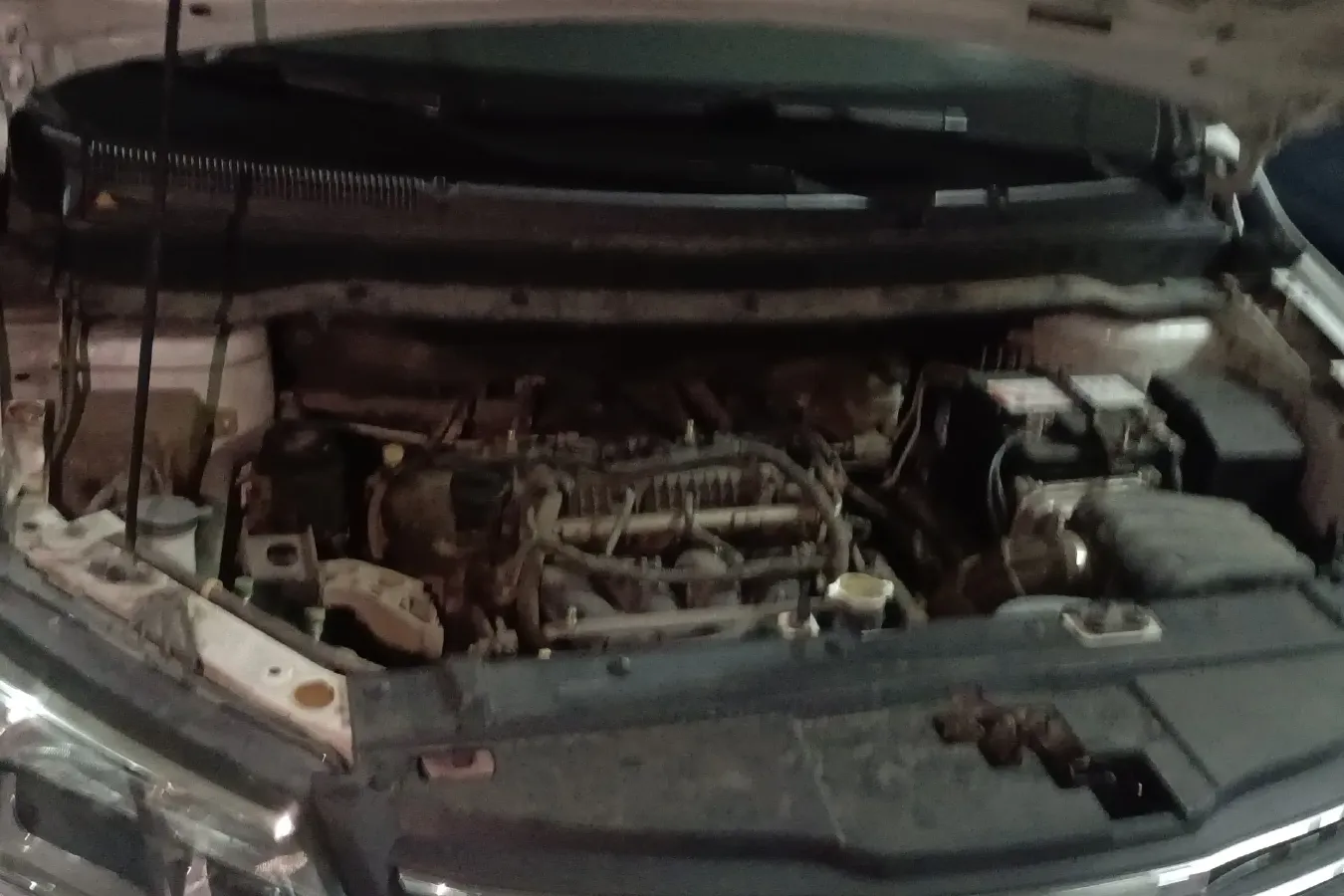 2016 DongFeng Forthing S500 1.6L 122HP L4 5MT,autocango,china used car exporter,china ev exporter,chinese used car exporter,chinese used ev exporter