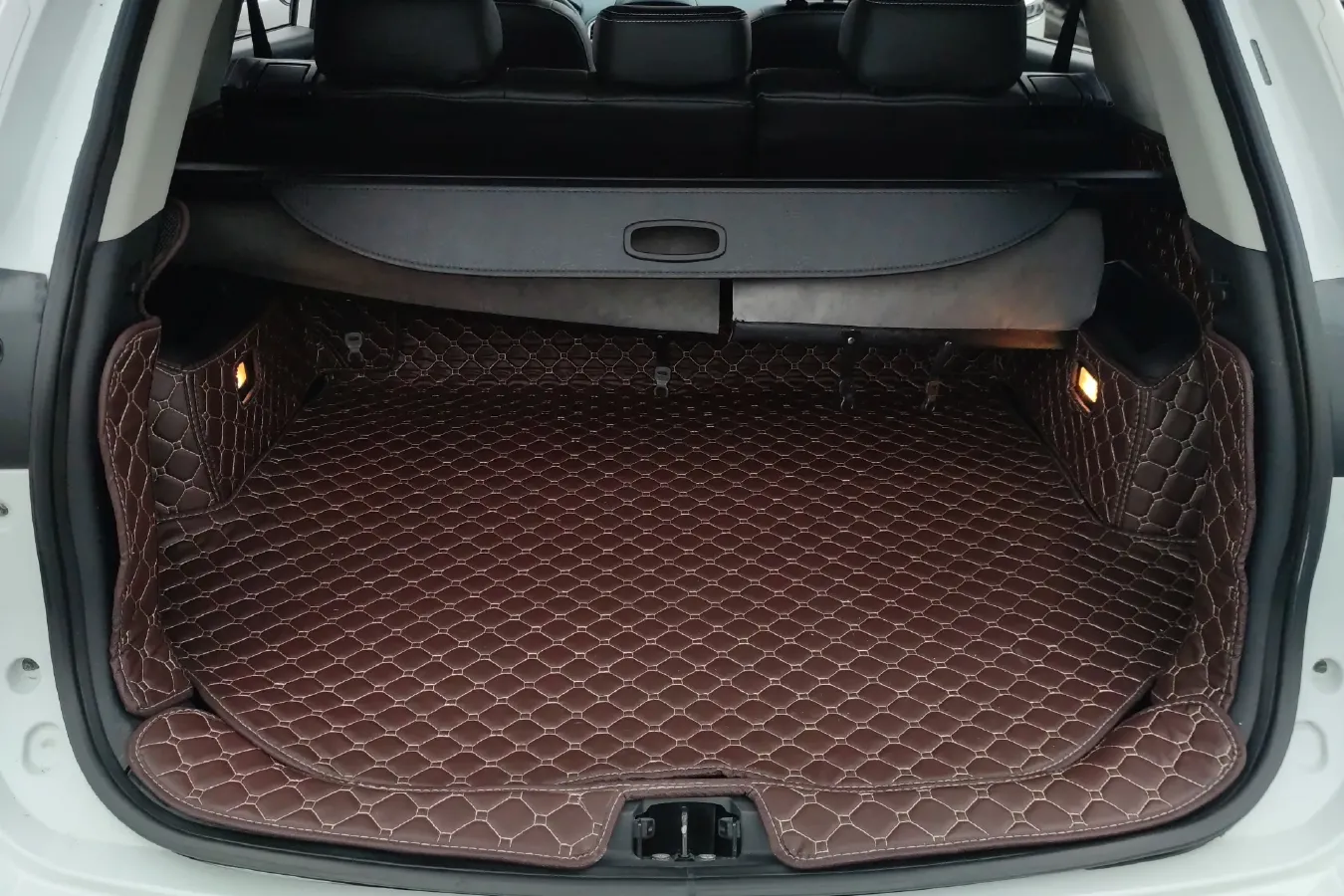 2016 BAIC Hyosow S6 1.5T 150HP L4 6MT,autocango,china used car exporter,china ev exporter,chinese used car exporter,chinese used ev exporter