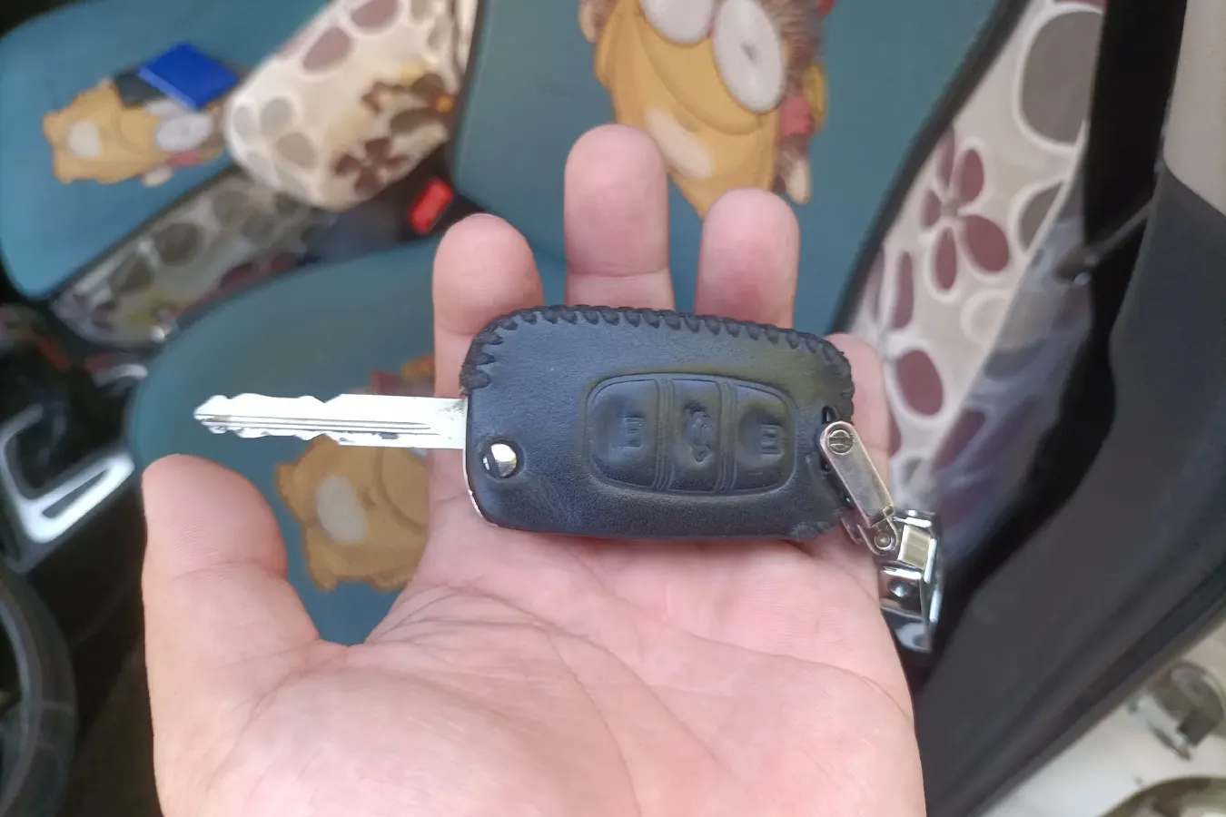 2017 FAW Jumpal D60 1.5L 113HP L4 5MT,autocango,china used car exporter,china ev exporter,chinese used car exporter,chinese used ev exporter