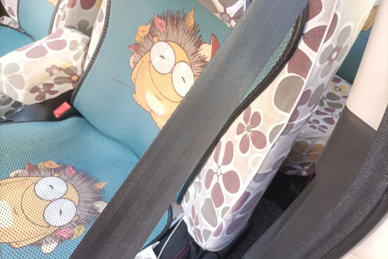 2017 FAW Jumpal D60 1.5L 113HP L4 5MT,autocango,china used car exporter,china ev exporter,chinese used car exporter,chinese used ev exporter