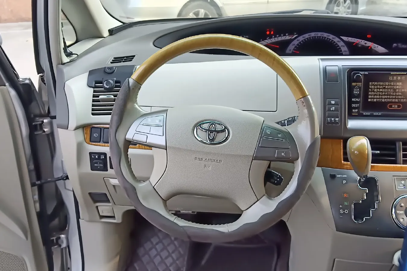 2006 Toyota Previa 2.4L 170HP L4 4AT,autocango,china used car exporter,china ev exporter,chinese used car exporter,chinese used ev exporter