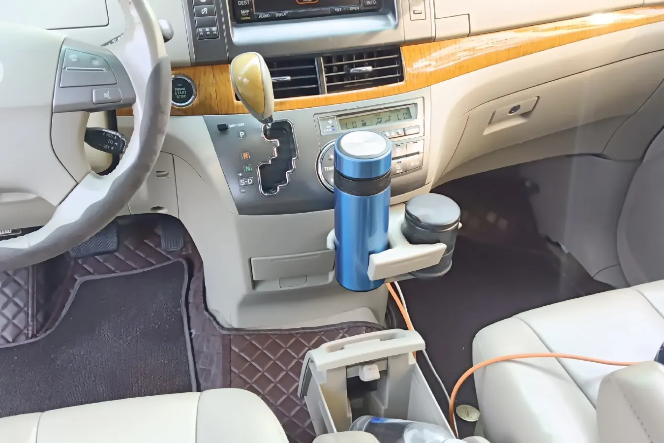 2006 Toyota Previa 2.4L 170HP L4 4AT,autocango,china used car exporter,china ev exporter,chinese used car exporter,chinese used ev exporter