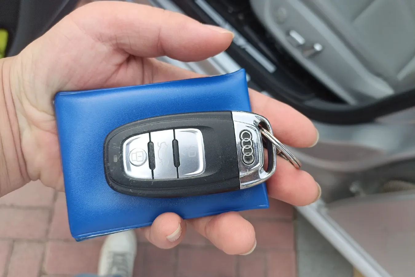 2013 Audi A4L 2.0T 180HP L4 CVT,autocango,china used car exporter,china ev exporter,chinese used car exporter,chinese used ev exporter