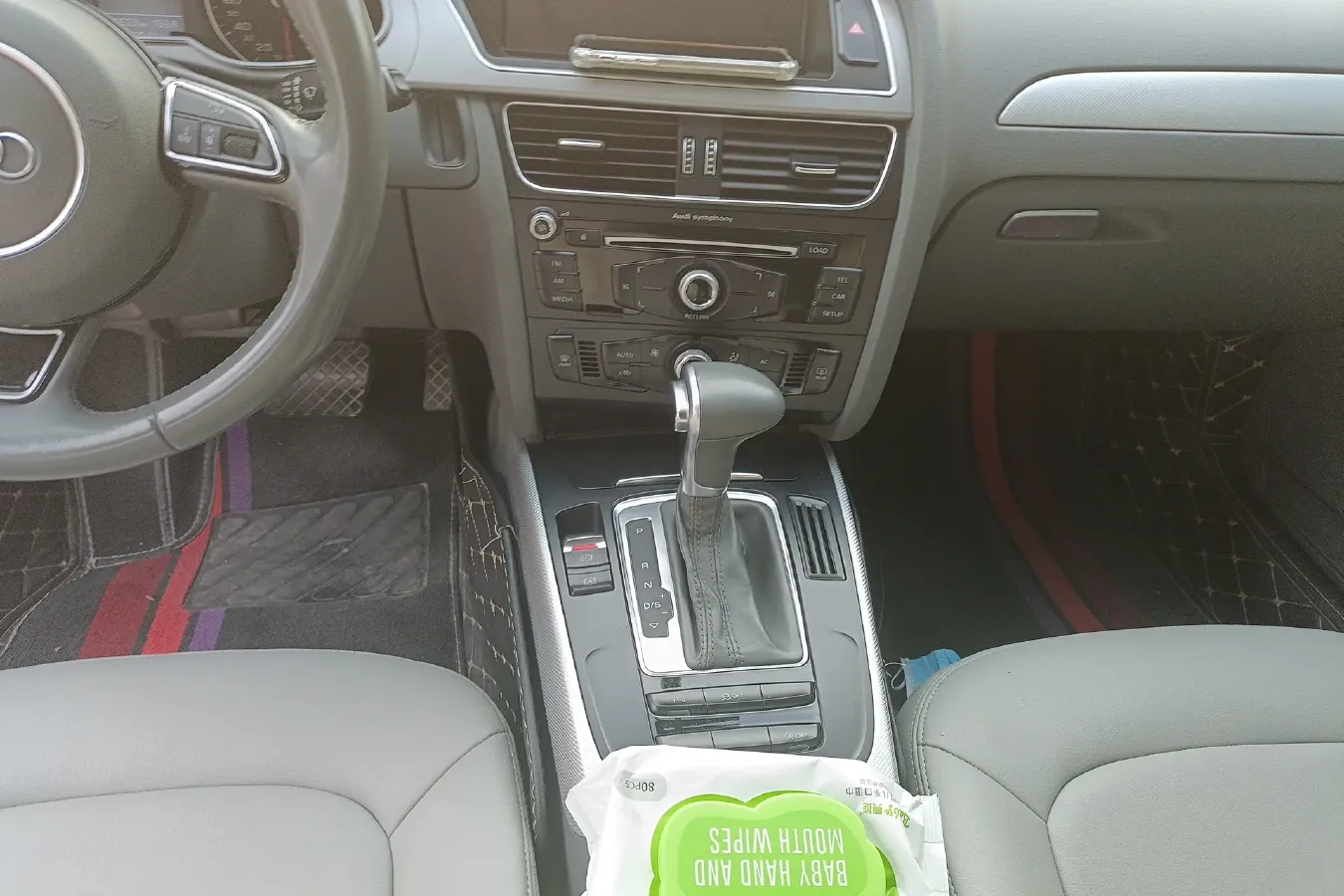 2013 Audi A4L 2.0T 180HP L4 CVT,autocango,china used car exporter,china ev exporter,chinese used car exporter,chinese used ev exporter