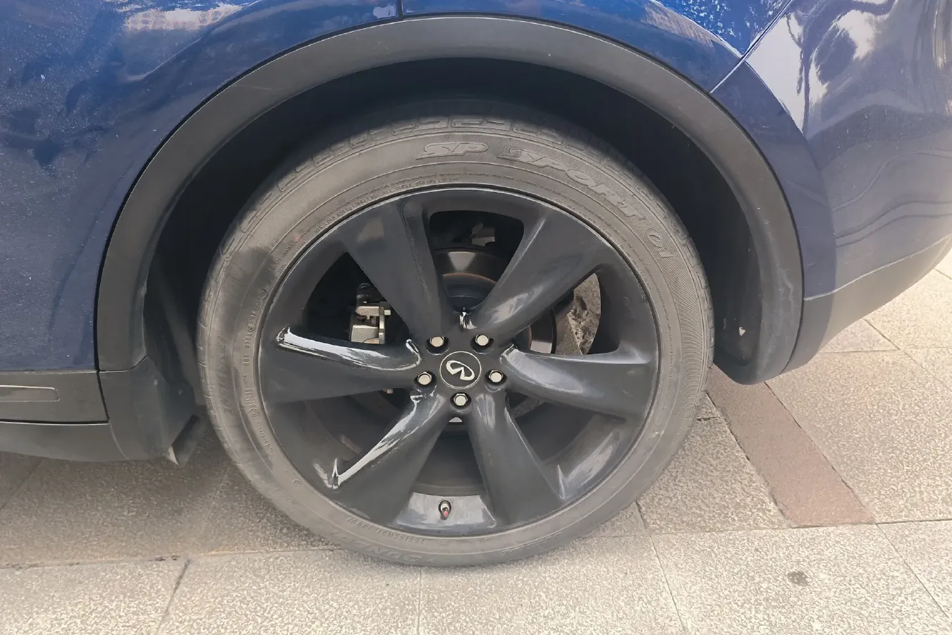 2015 Infiniti QX70 3.7L 351HP V6 7AT,autocango,china used car exporter,china ev exporter,chinese used car exporter,chinese used ev exporter