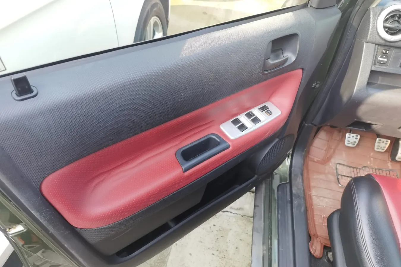 2012 Great Wall M2 1.5L 106HP L4 5MT,autocango,china used car exporter,china ev exporter,chinese used car exporter,chinese used ev exporter