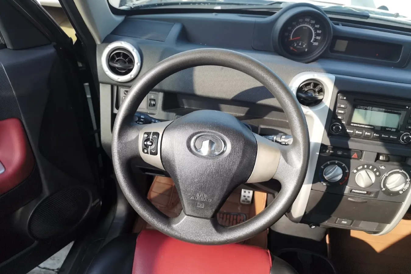 2012 Great Wall M2 1.5L 106HP L4 5MT,autocango,china used car exporter,china ev exporter,chinese used car exporter,chinese used ev exporter