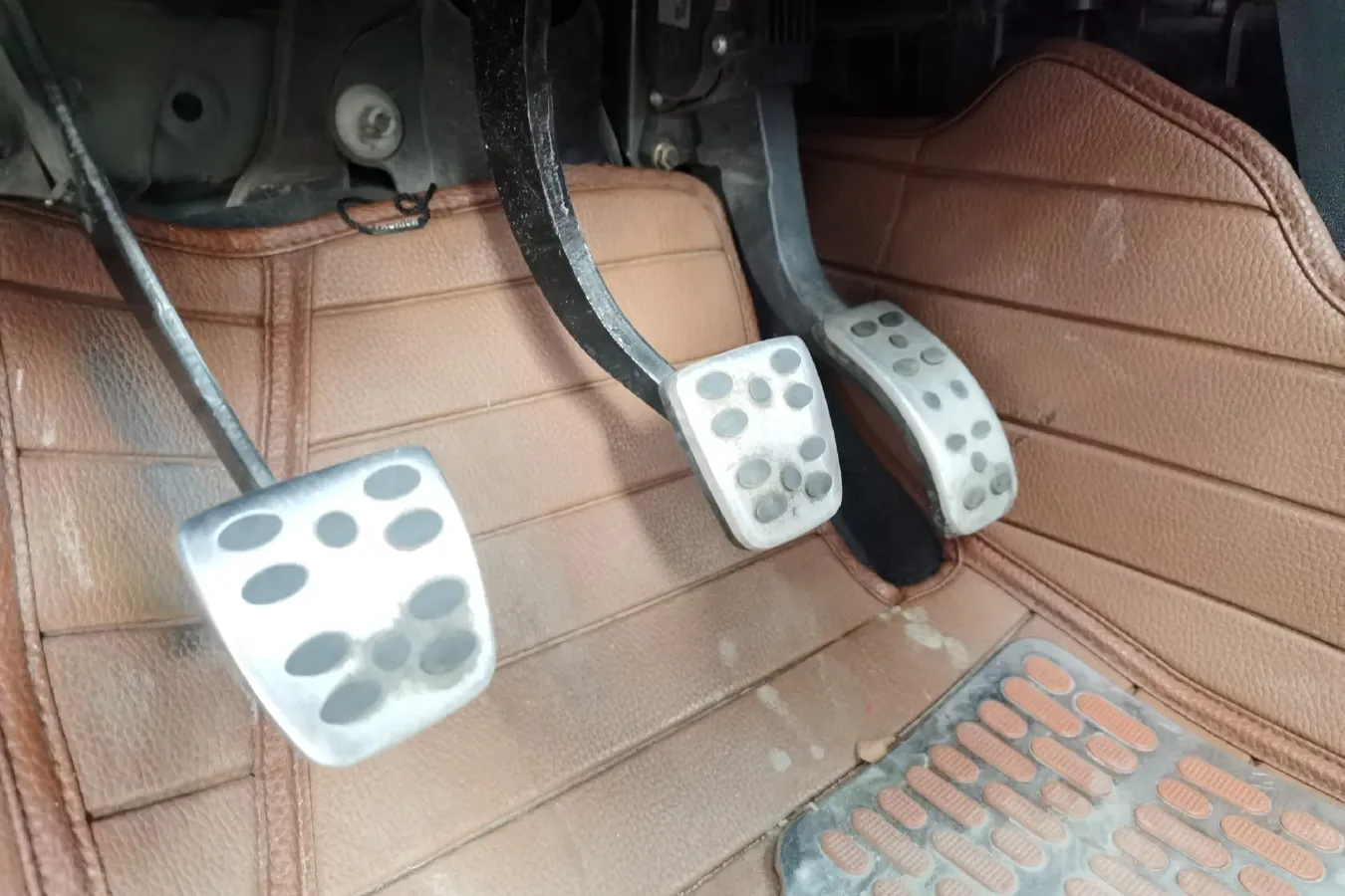 2012 Great Wall M2 1.5L 106HP L4 5MT,autocango,china used car exporter,china ev exporter,chinese used car exporter,chinese used ev exporter