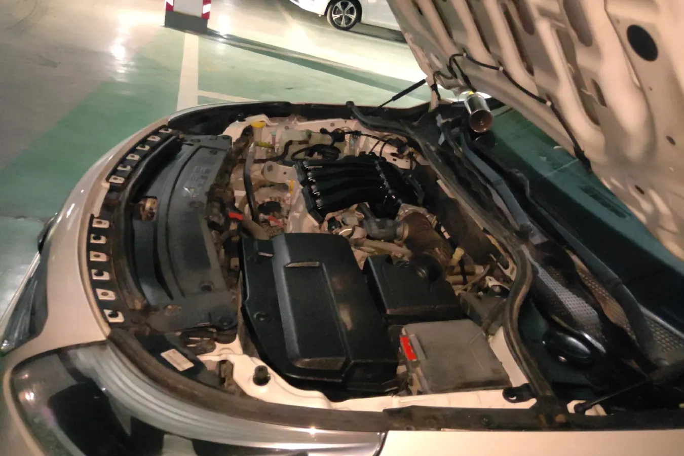 2015 Renault  Latitude 2.0L 139HP L4 CVT,autocango,china used car exporter,china ev exporter,chinese used car exporter,chinese used ev exporter