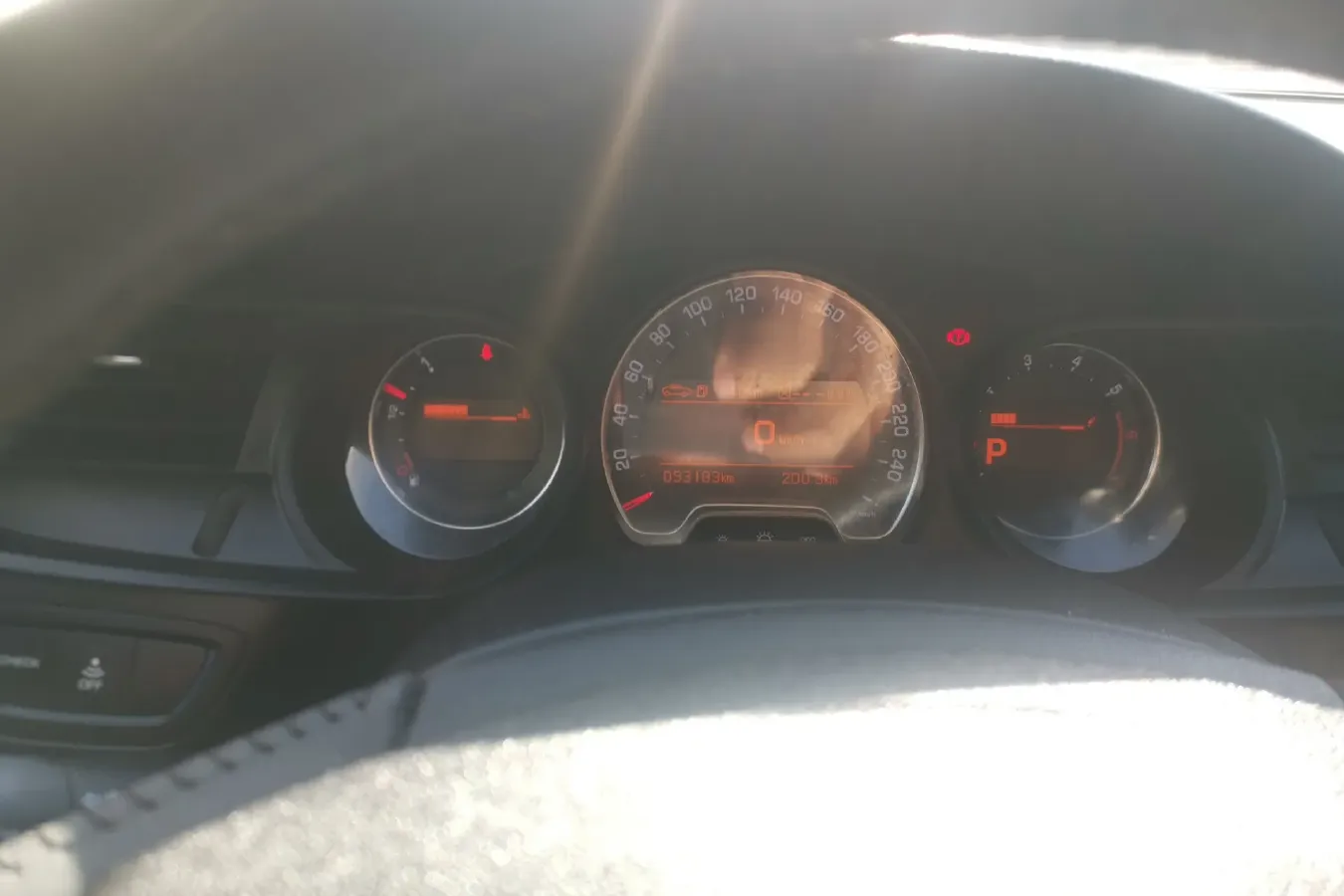 2013 Citroen C5 2.0L 147HP L4 6AT,autocango,china used car exporter,china ev exporter,chinese used car exporter,chinese used ev exporter