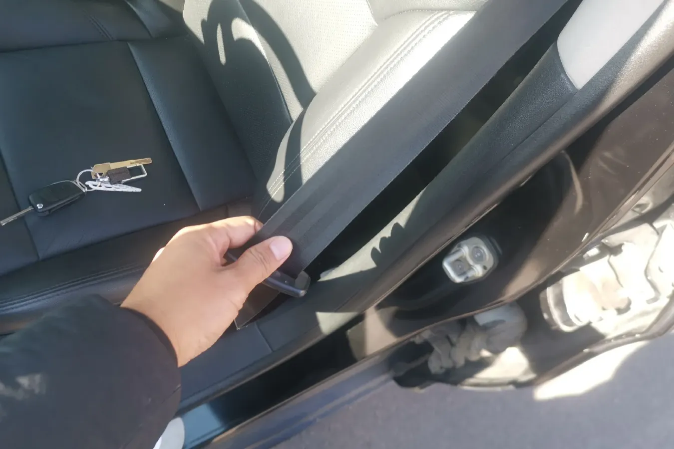 2013 Citroen C5 2.0L 147HP L4 6AT,autocango,china used car exporter,china ev exporter,chinese used car exporter,chinese used ev exporter