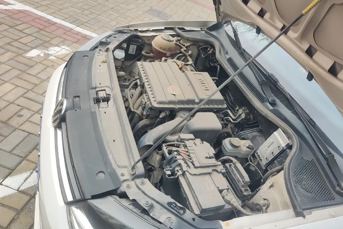 2014 Volkswagen Polo 1.4L 90HP L4 6AT,autocango,china used car exporter,china ev exporter,chinese used car exporter,chinese used ev exporter