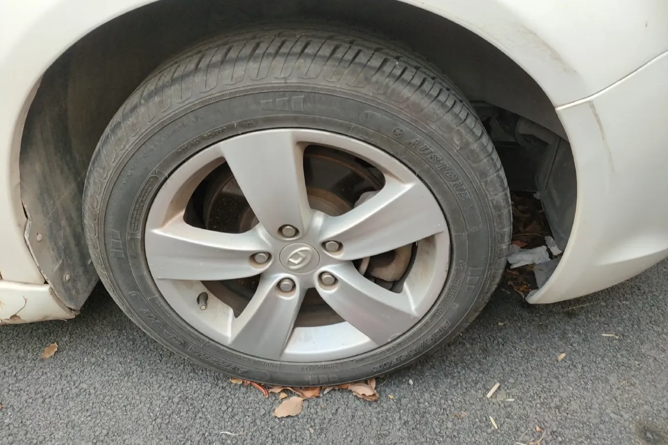 2013 HawTai LuSheng E70 2.0L 136HP L4 4AT,autocango,china used car exporter,china ev exporter,chinese used car exporter,chinese used ev exporter