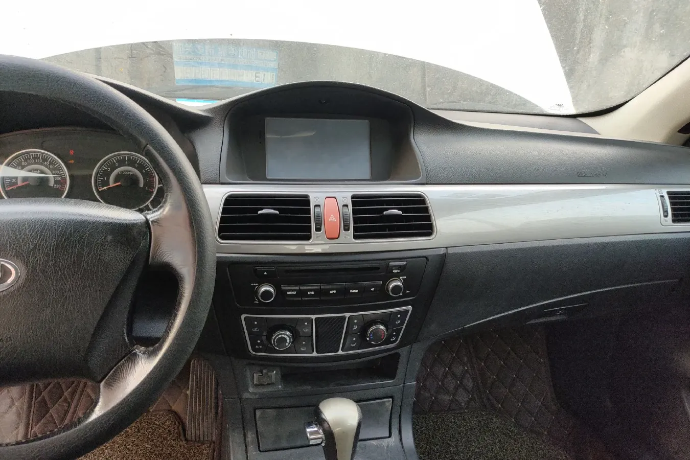 2013 HawTai LuSheng E70 2.0L 136HP L4 4AT,autocango,china used car exporter,china ev exporter,chinese used car exporter,chinese used ev exporter