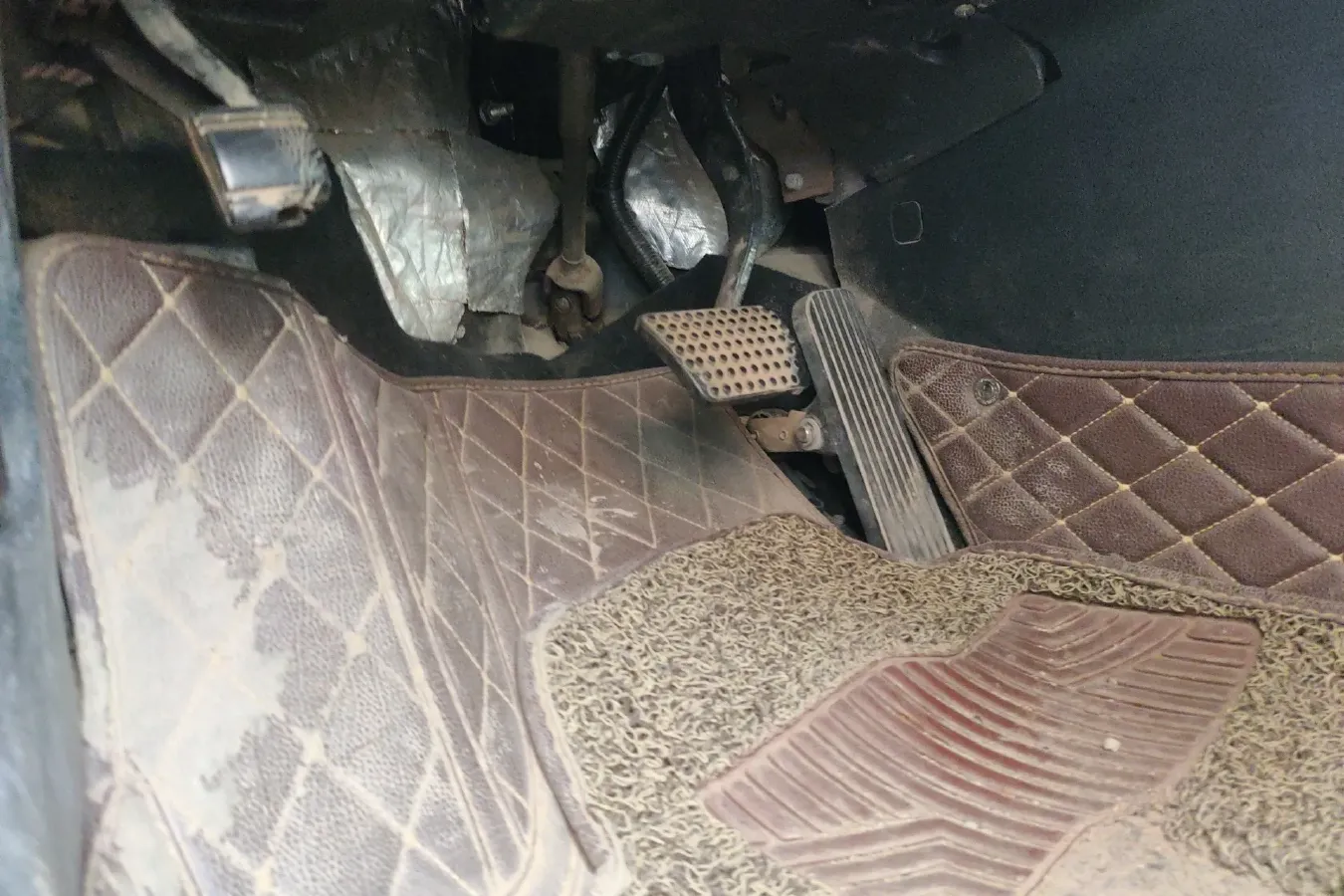 2013 HawTai LuSheng E70 2.0L 136HP L4 4AT,autocango,china used car exporter,china ev exporter,chinese used car exporter,chinese used ev exporter