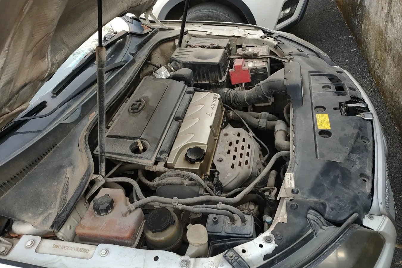 2013 HawTai LuSheng E70 2.0L 136HP L4 4AT,autocango,china used car exporter,china ev exporter,chinese used car exporter,chinese used ev exporter