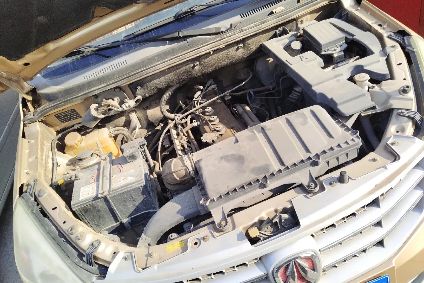 2014 BAIC WeiWang M20 1.5L 102HP L4 5MT,autocango,china used car exporter,china ev exporter,chinese used car exporter,chinese used ev exporter