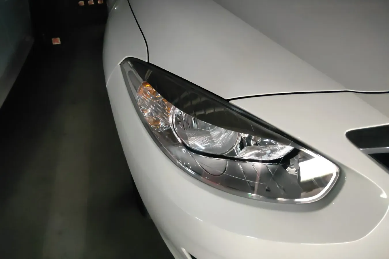 2011 Renault  Fluence 2.0L 137HP L4 CVT,autocango,china used car exporter,china ev exporter,chinese used car exporter,chinese used ev exporter