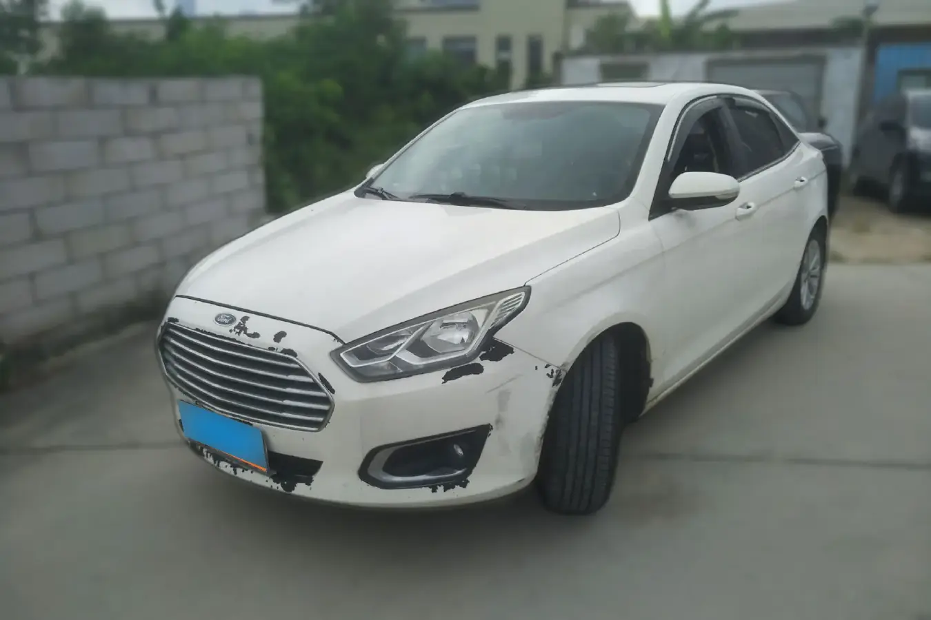 2015 Ford Escort 1.5L 113HP L4 6AT