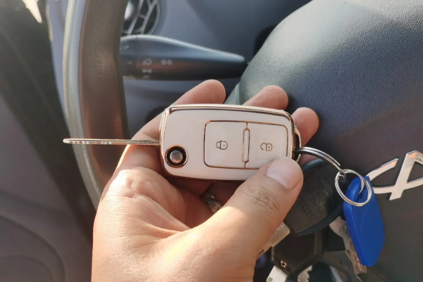 2010 Riich M1 1.3L 84HP L4 5AMT,autocango,china used car exporter,china ev exporter,chinese used car exporter,chinese used ev exporter