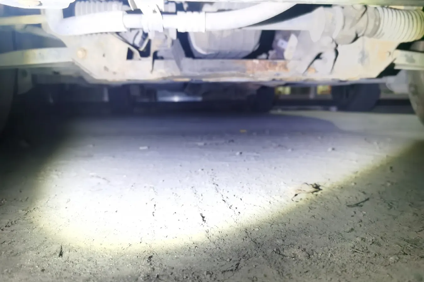 2014 DongFeng Fengon Fengon 330 1.5L 109HP L4 5MT,autocango,china used car exporter,china ev exporter,chinese used car exporter,chinese used ev exporter