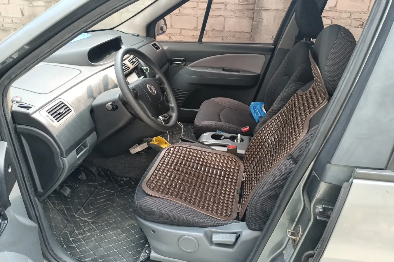 2011 DongFeng Forthing Joyear 1.5L 120HP L4 5MT,autocango,china used car exporter,china ev exporter,chinese used car exporter,chinese used ev exporter