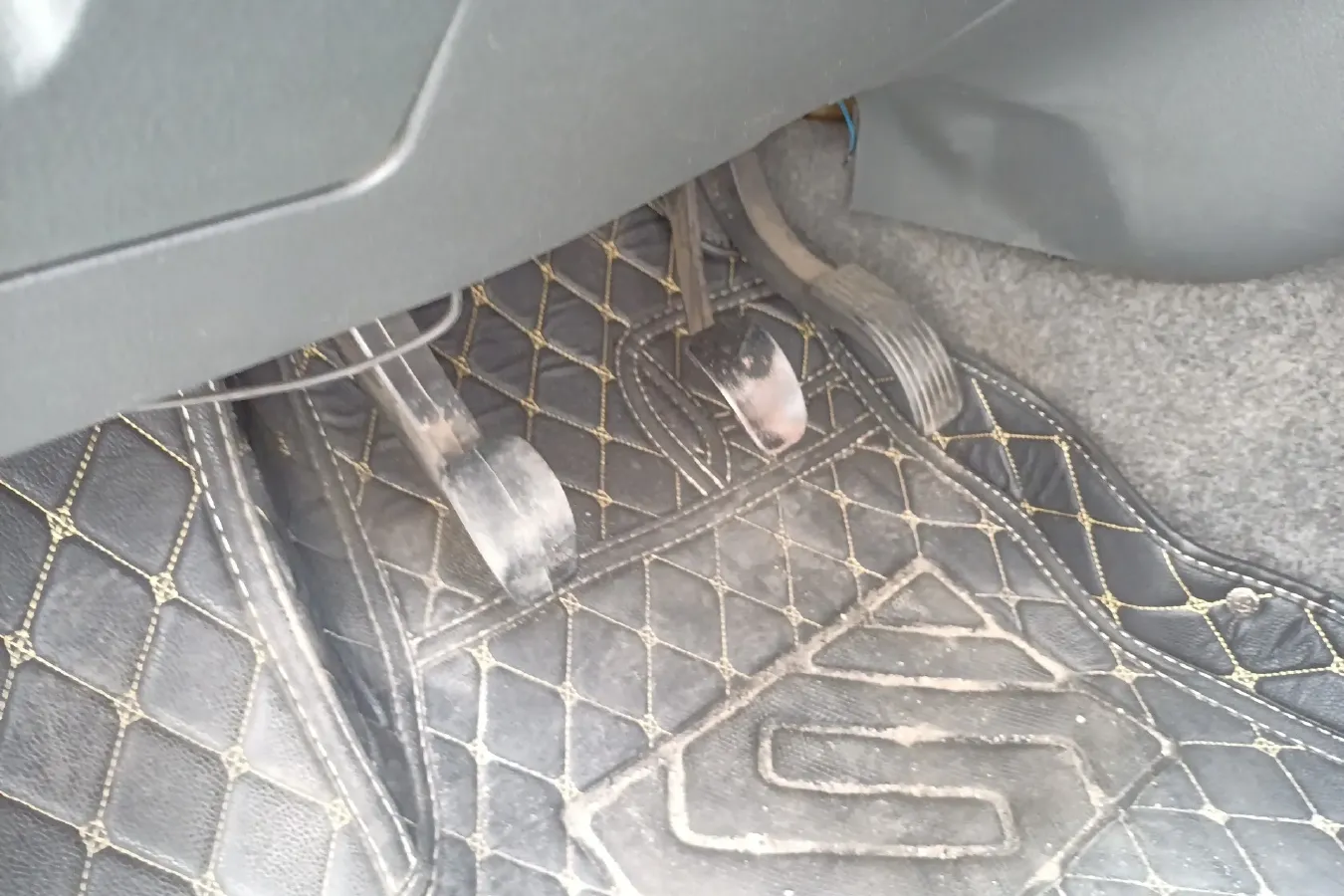 2011 DongFeng Forthing Joyear 1.5L 120HP L4 5MT,autocango,china used car exporter,china ev exporter,chinese used car exporter,chinese used ev exporter