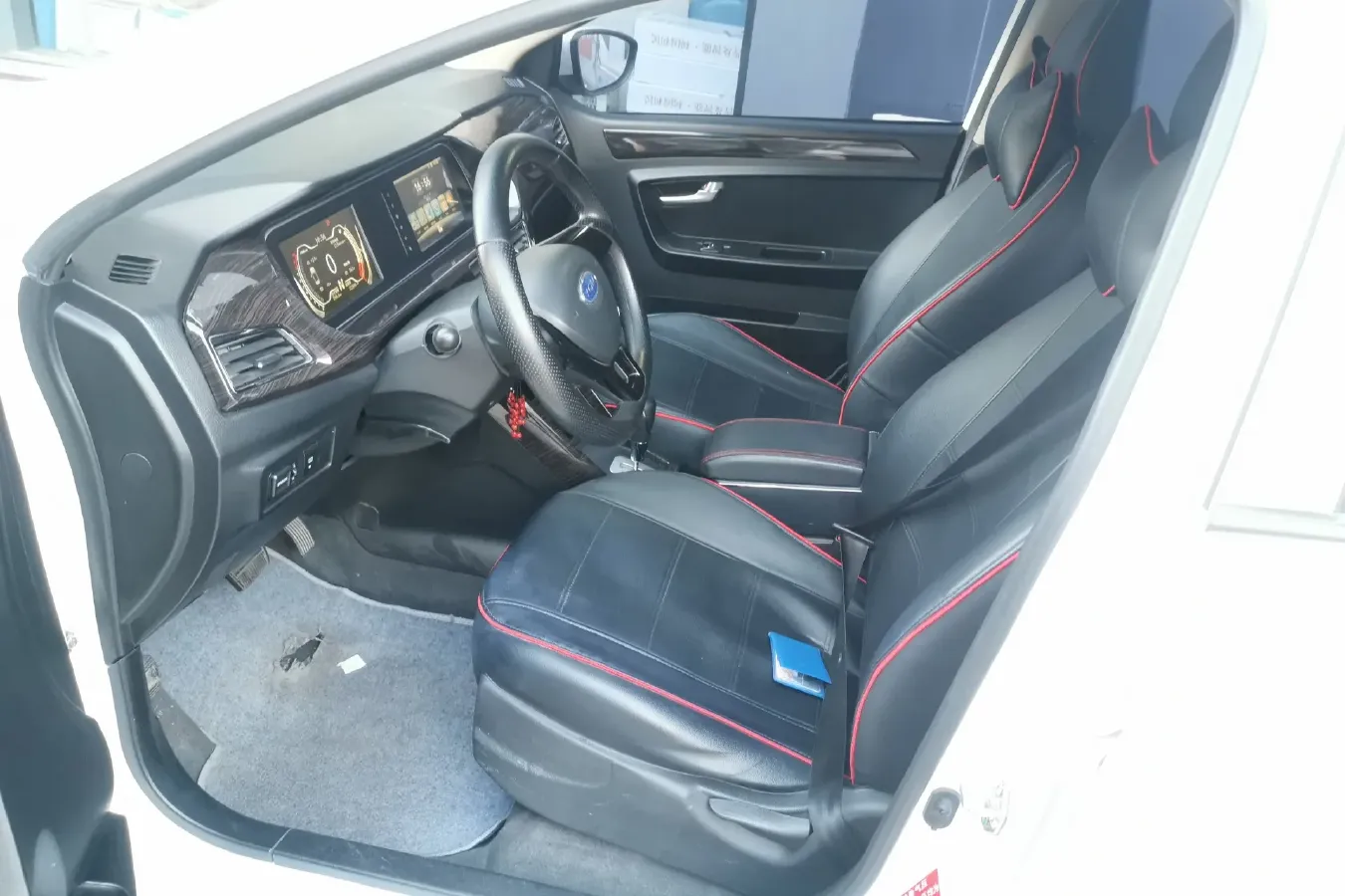 2018 LinkTour E BEV 36.79KWH,autocango,china used car exporter,china ev exporter,chinese used car exporter,chinese used ev exporter